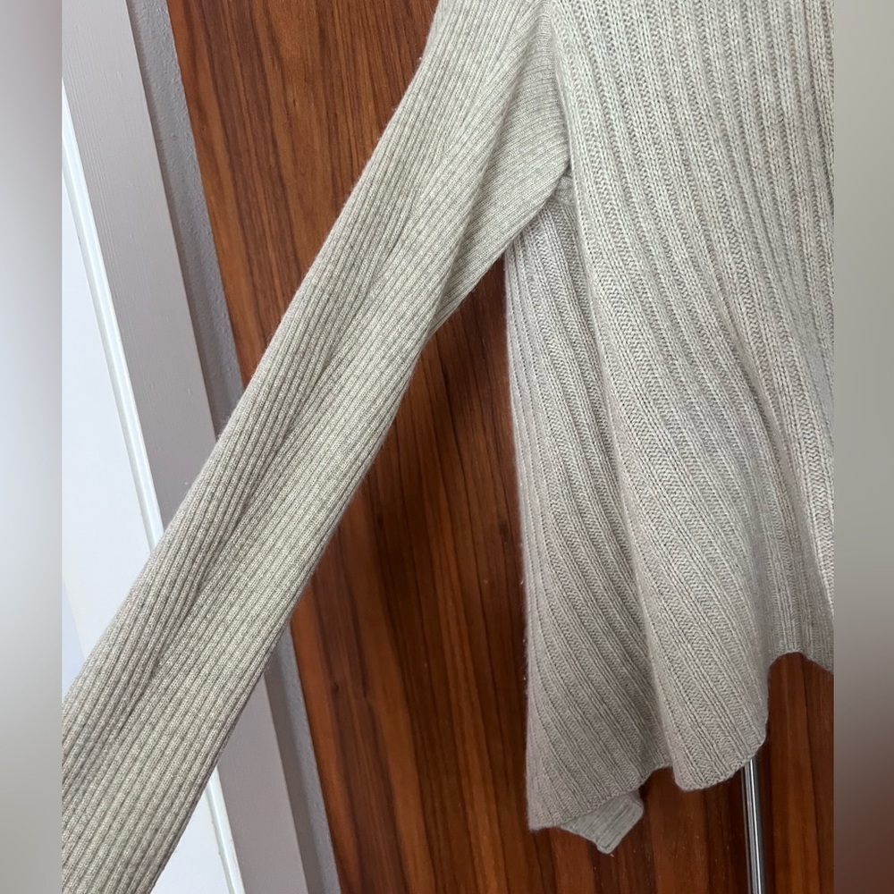 Women's Cashmere Open Front Cardigan - Picture 3 of 3